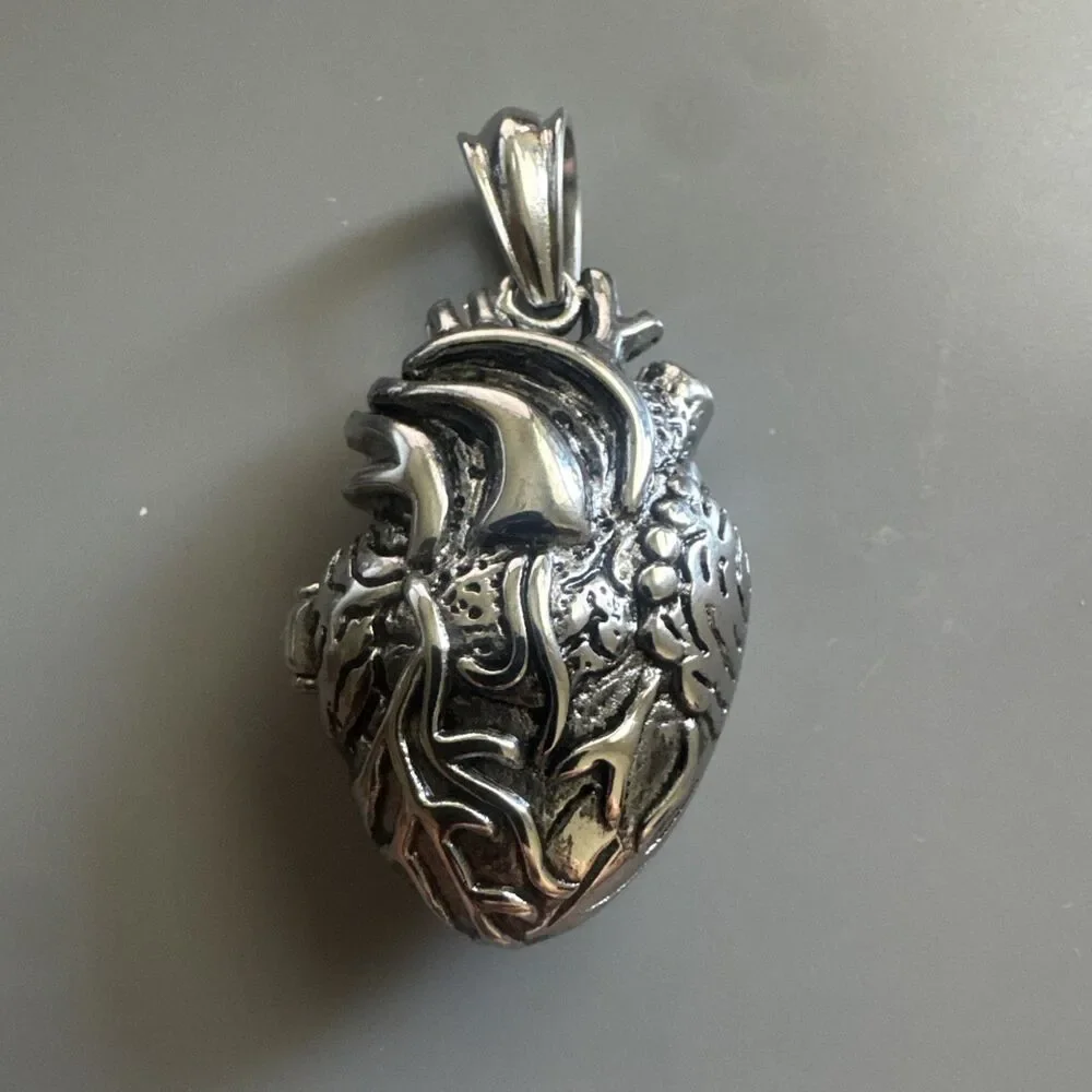 Open Heart Magnetic Silver Tone Pendant Stainless Steel 24” Box Chain Viking